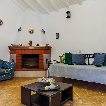 Nerissa - Skopelos Glossa Nyaraló