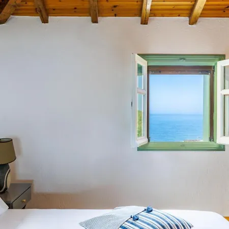 Nerissa - Skopelos Glossa * Atheato