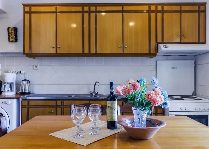 Nerissa - Skopelos Glossa * Atheato